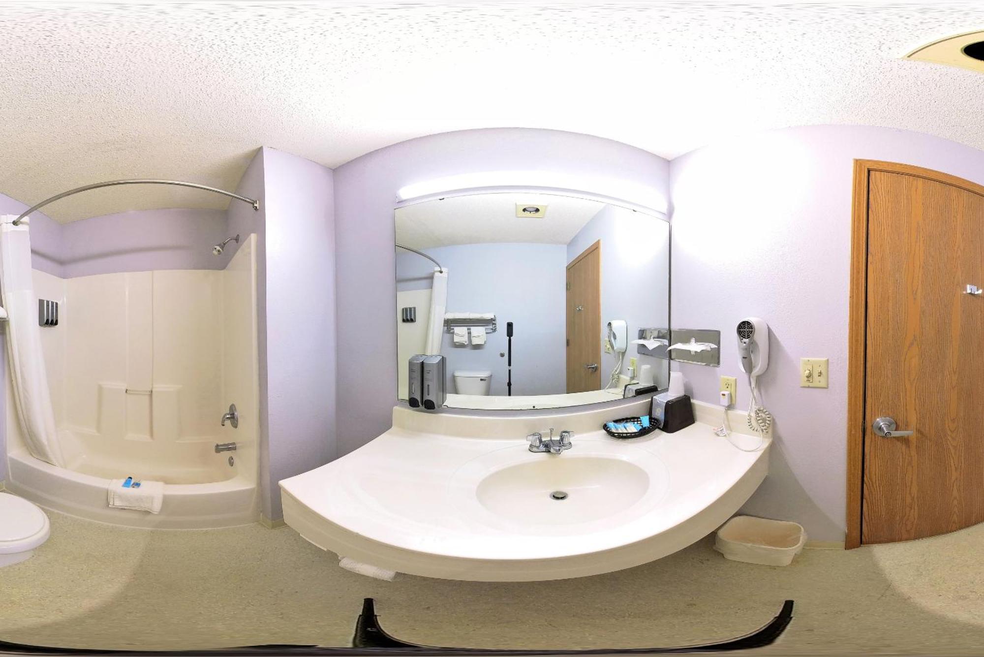 Coratel Inn & Suites By Jasper New Richmond Dış mekan fotoğraf