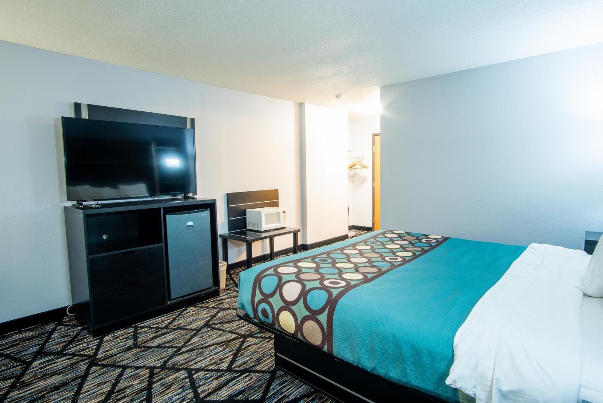 Coratel Inn & Suites By Jasper New Richmond Dış mekan fotoğraf